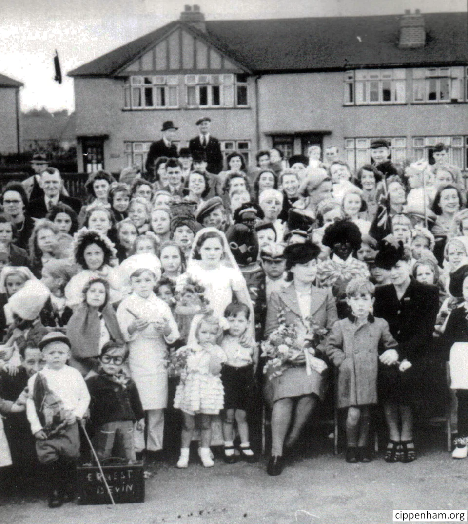 VE Day in Salt Hill Way